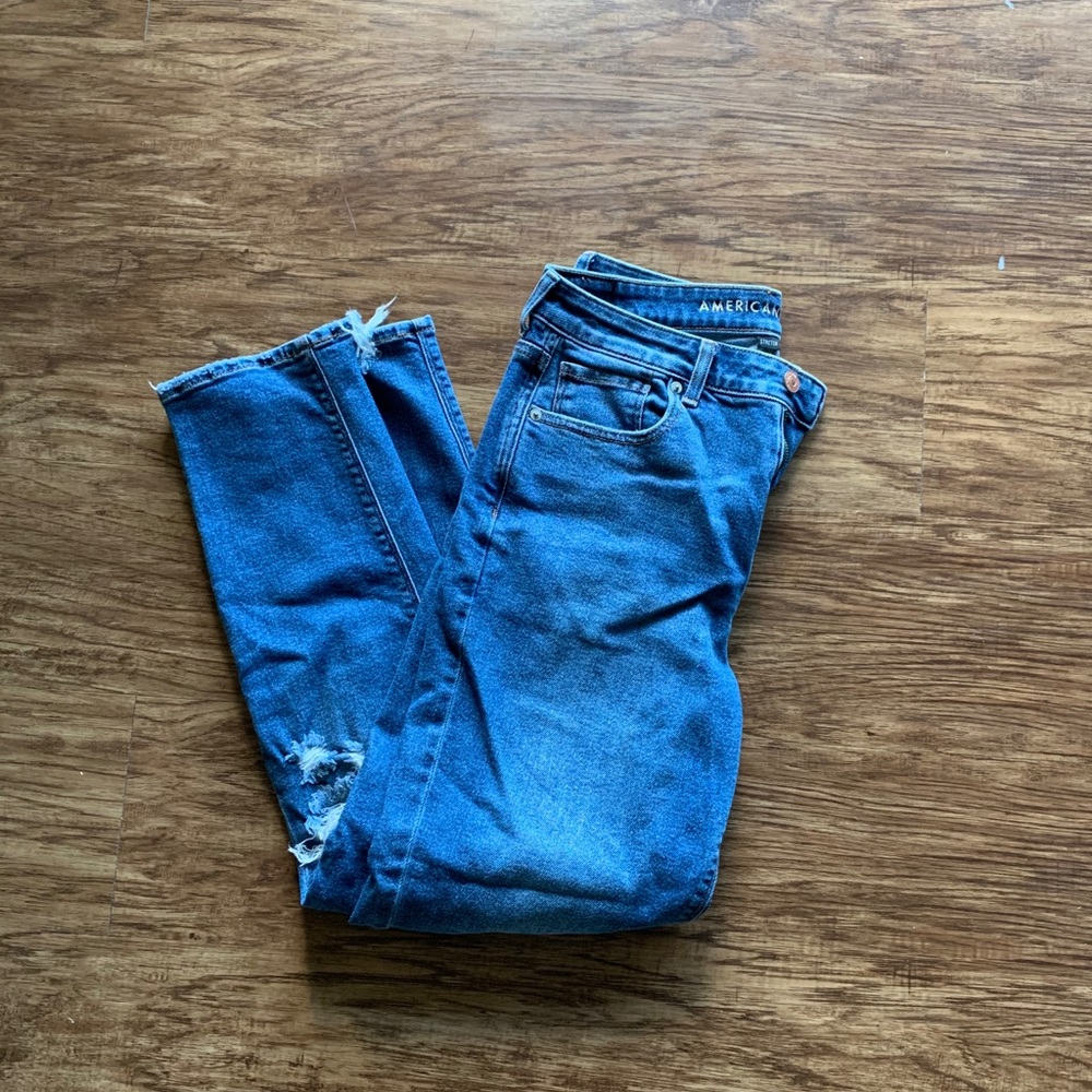 American Eagle Mom Jeans